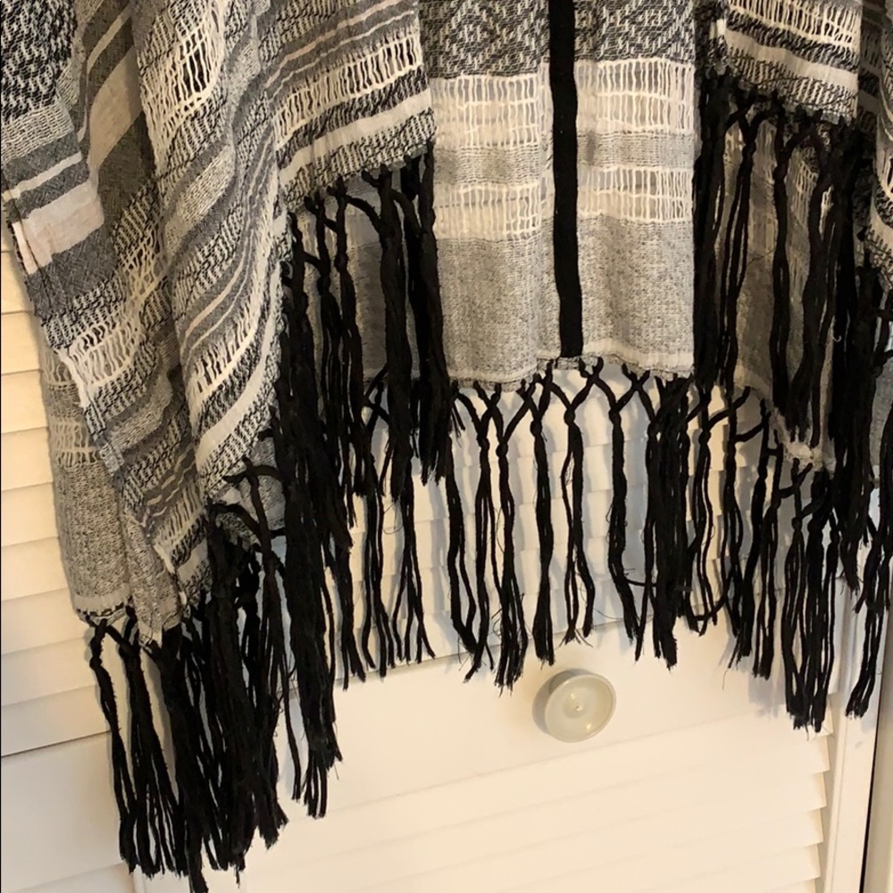 Cardigan - Picture 5 of 7